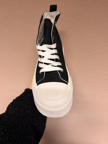 SCHUH GOLDENES HERZ IN VERSCHIEDENEN GRÖSSEN