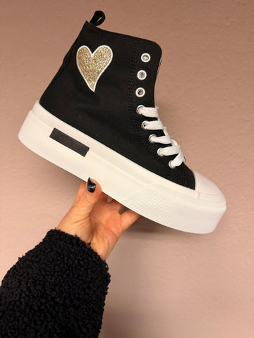 SCHUH GOLDENES HERZ IN VERSCHIEDENEN GRÖSSEN