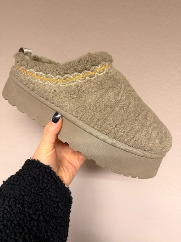 SCHUH TEDDY IN TAUPE VERSCHIEDENE GRÖSSEN